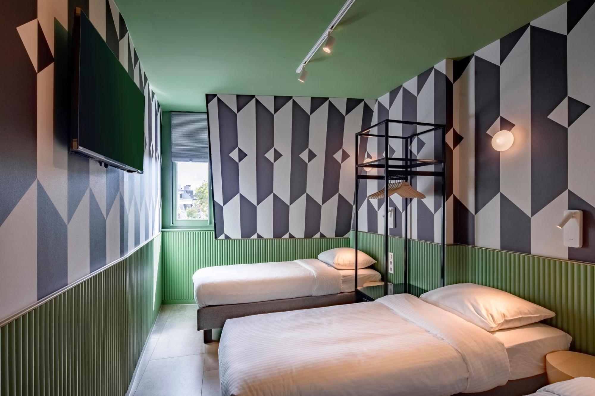 Tourist Inn Hotel Amsterdam Eksteriør billede