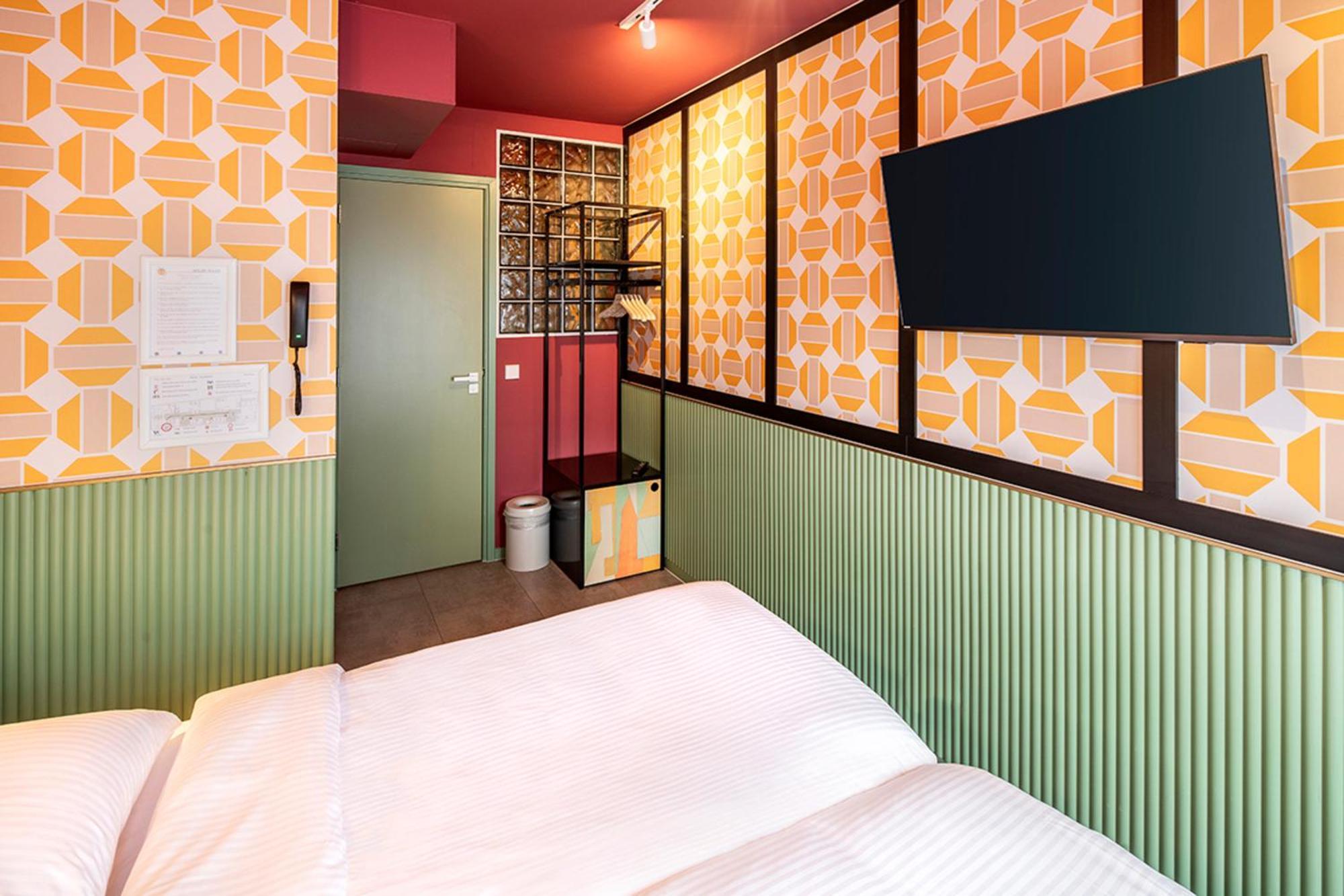 Tourist Inn Hotel Amsterdam Eksteriør billede